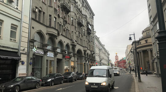 ул. Петровка, 17